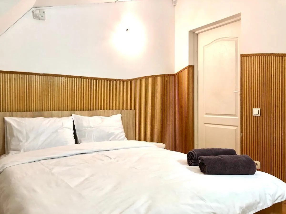 Compass Station Hostel Leopoli
