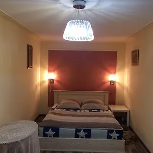 Apartament On Kostiushka Апартаменты
